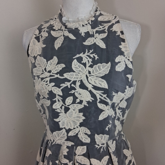 ERIN by Erin Fetherston Black  and Cream Floral Midi Dress Size 8 - Picture 7 of 11